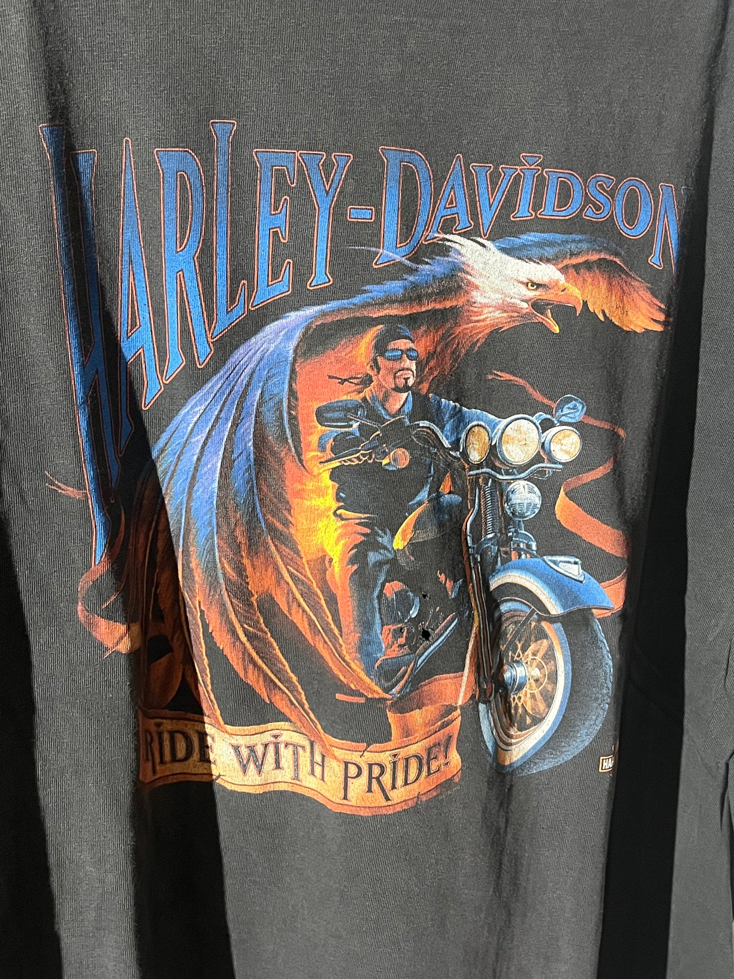 2000s Harley T-shirt. (Xl)