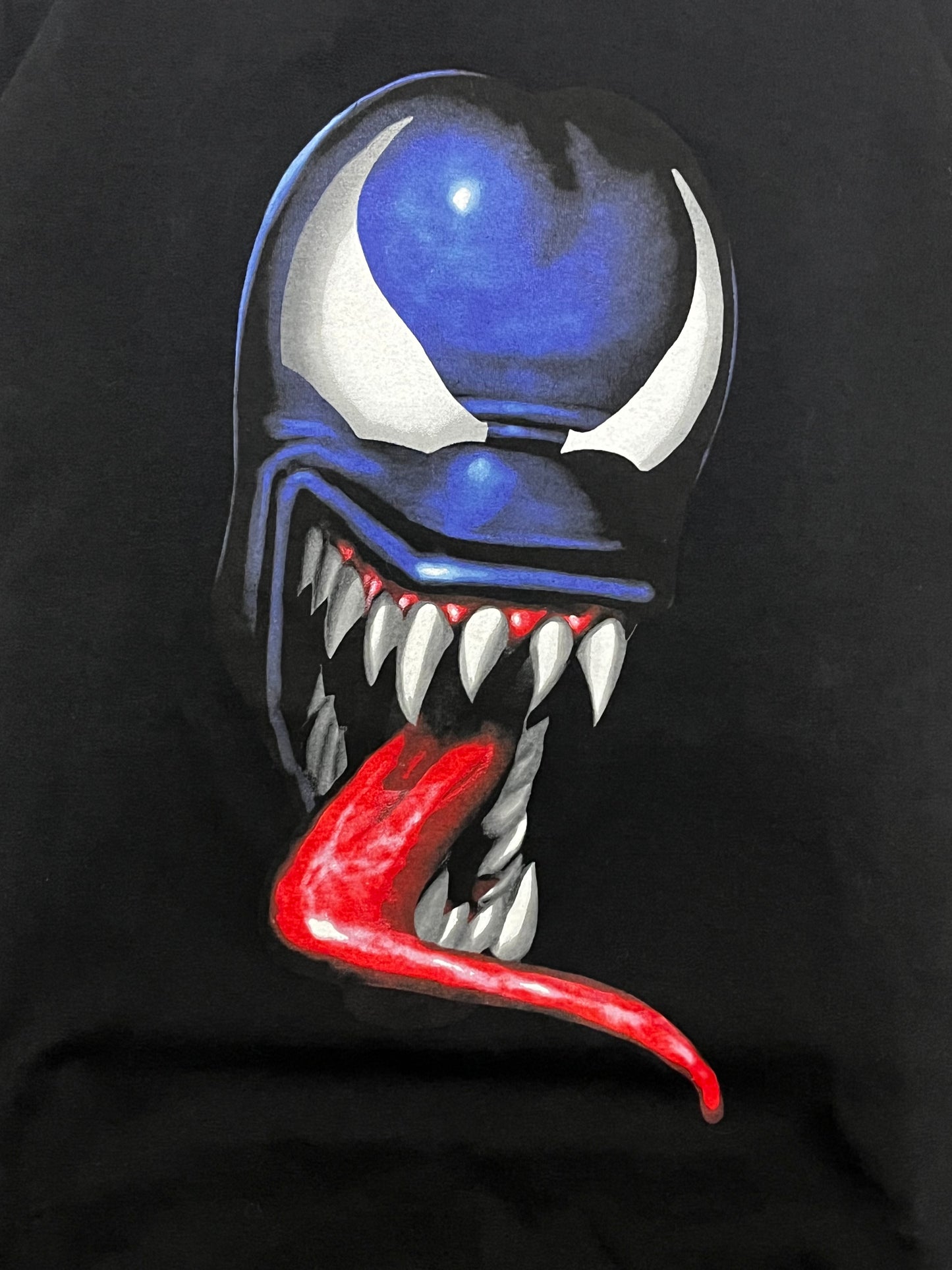 Venom T-shirt. L