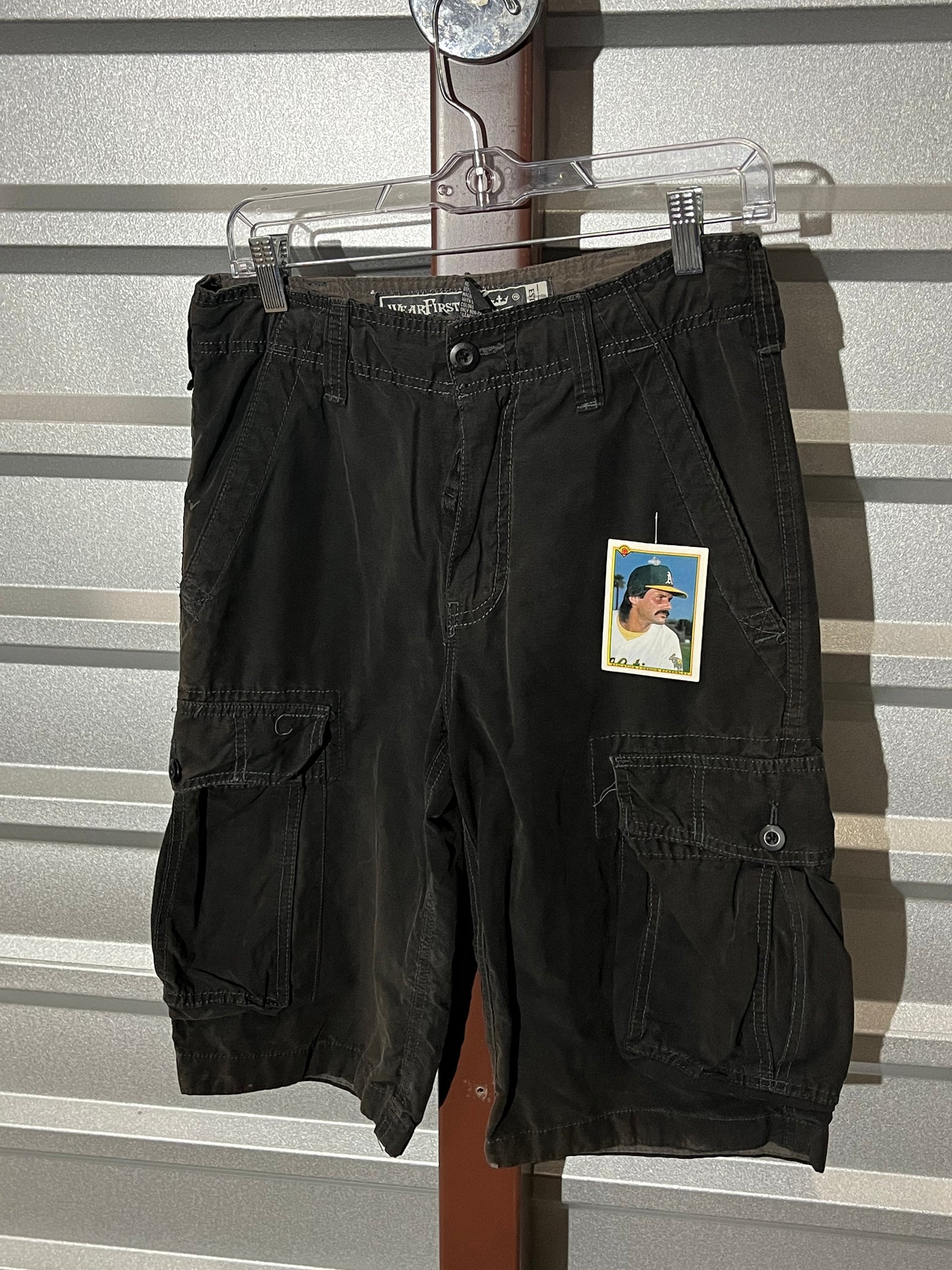 Black Y2K Cargos. 28x14