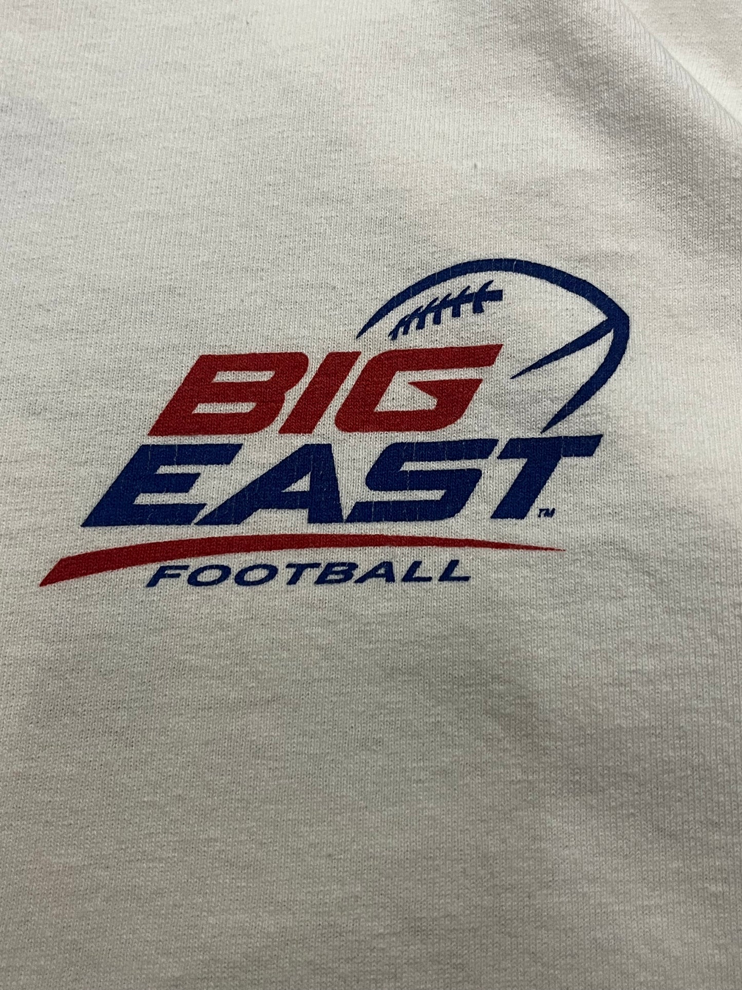 College Football T-shirt. Xl