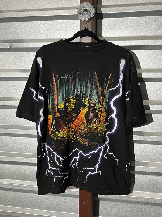 Lighting Deer Nature Tee. Xl
