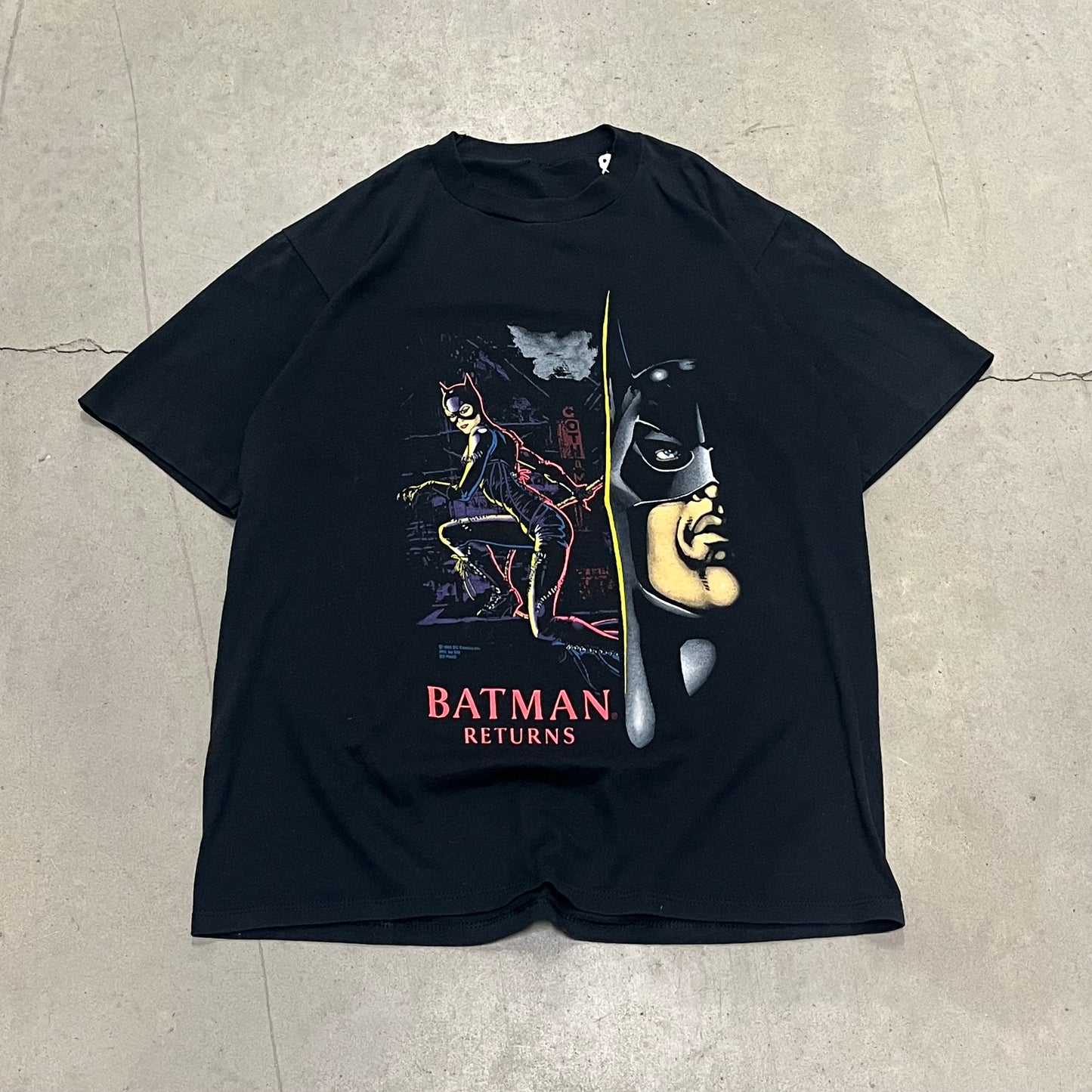 Batman T-shirt. L