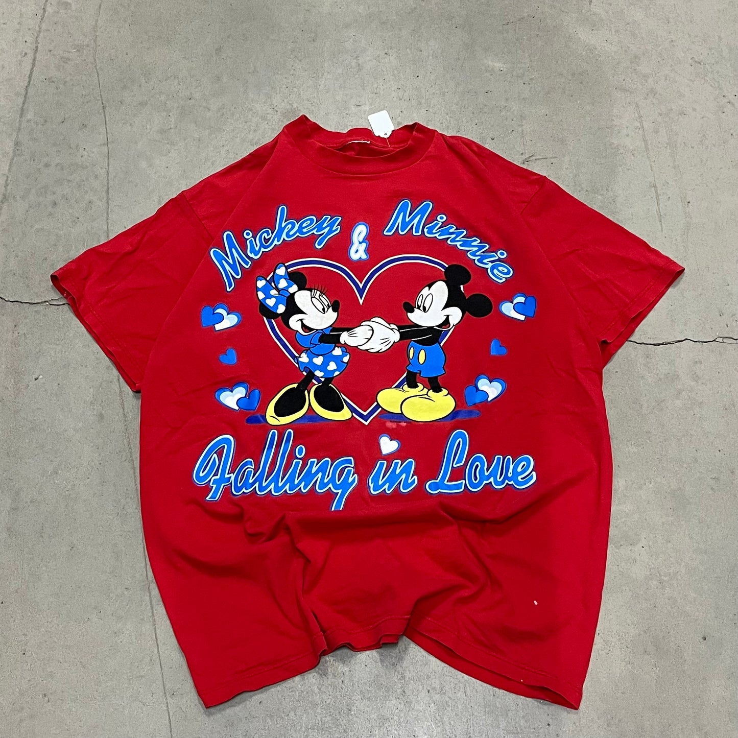 Mickey & Minnie T-shirt. Xl