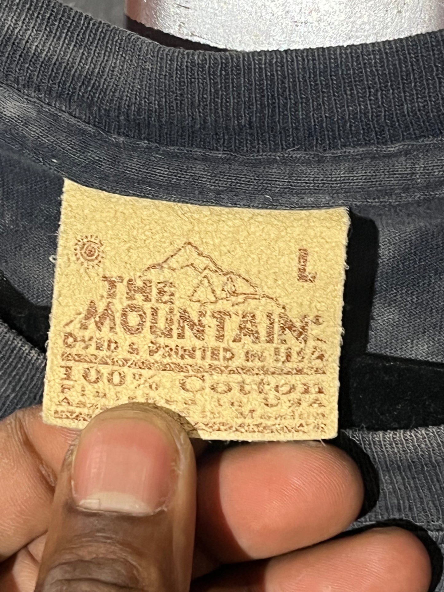 The Mountain 90s Native T-shirt. L