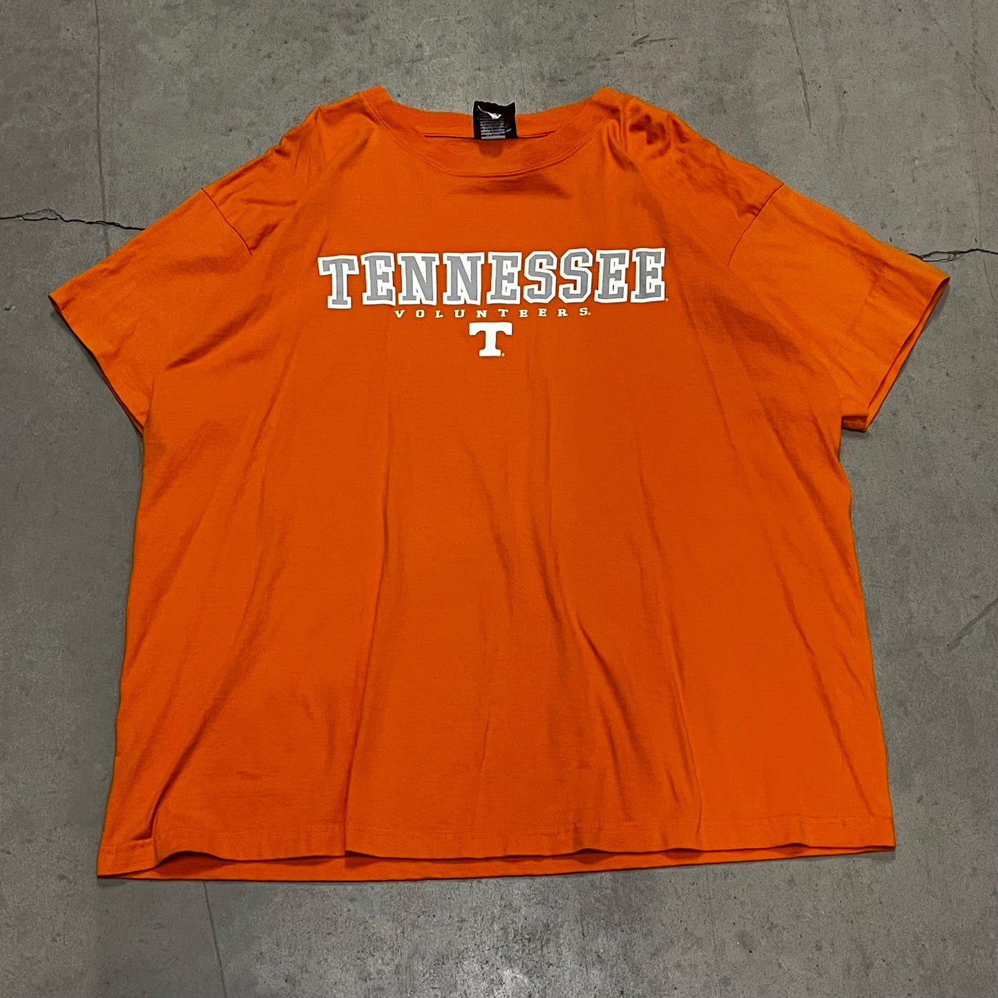 Tennessee Football T-shirt. 2xl