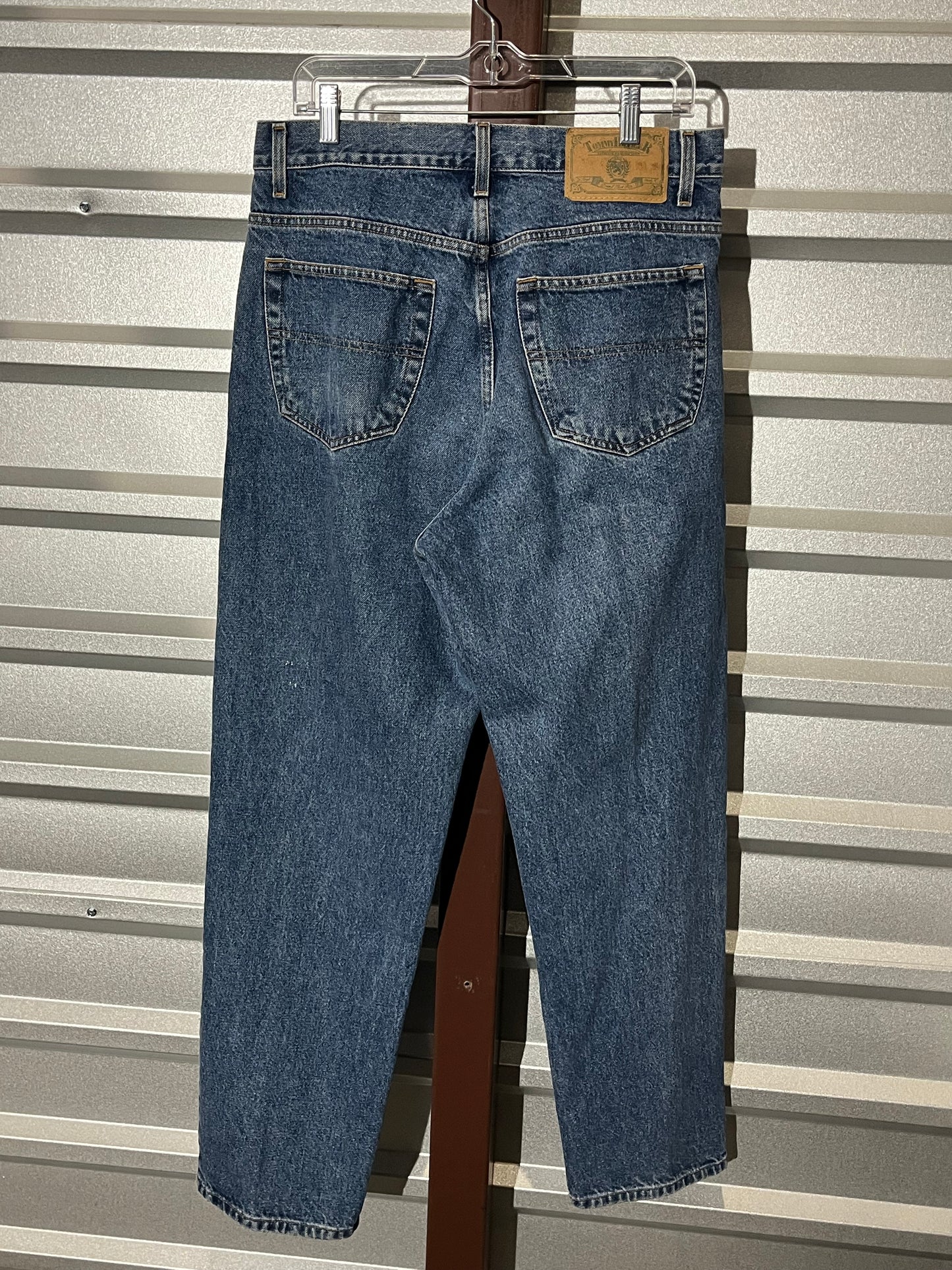 Tommy Hilfiger Denim. 34 x 30