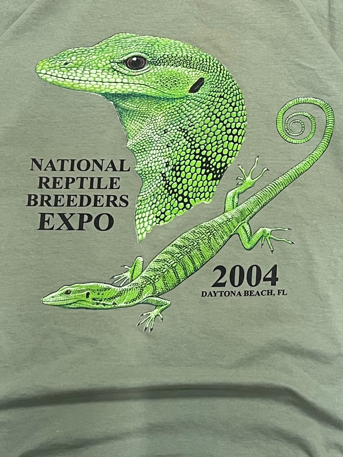 Reptile Nature T-shirt. L