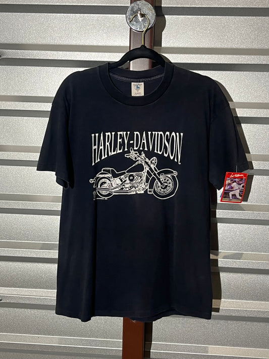 1989 Harley Bike T-shirt. L